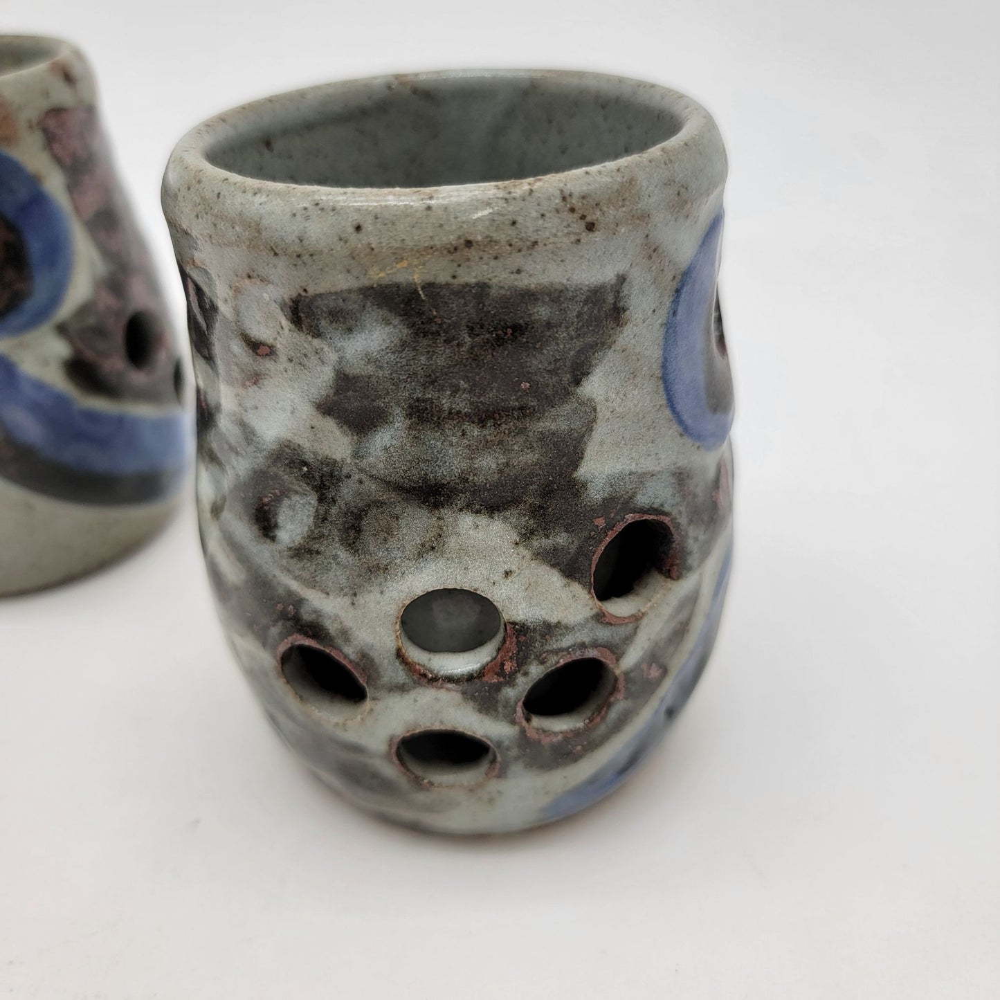 Set Of 4 Vintage Owl Art Pottery Cups