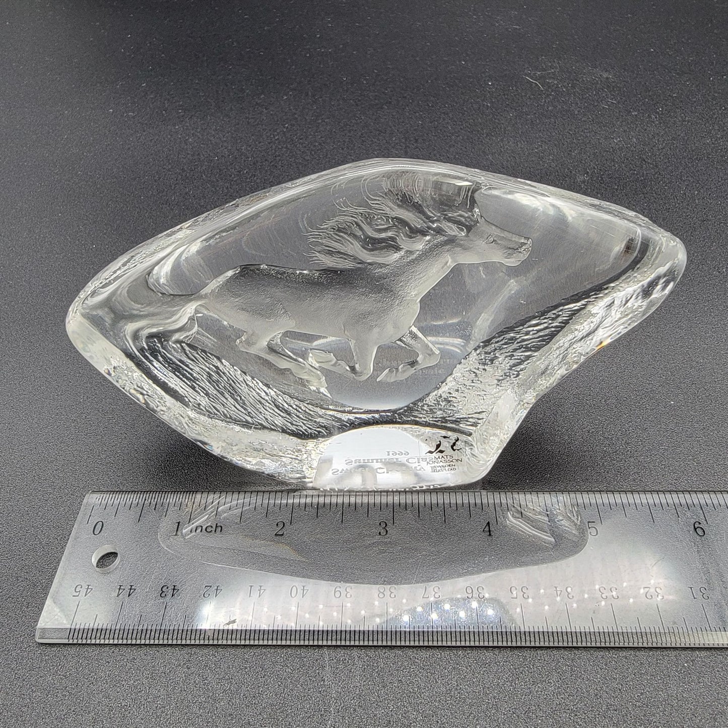 Mats Jonasson Crystal Running Horse Paperweight Trophy