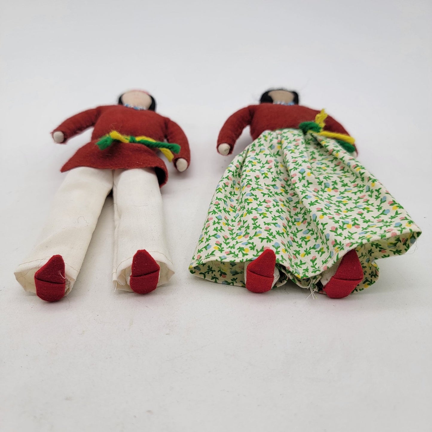 Vintage Navajo Minnetonka Dolls Pair With Beaded Details & Traditional Clothing