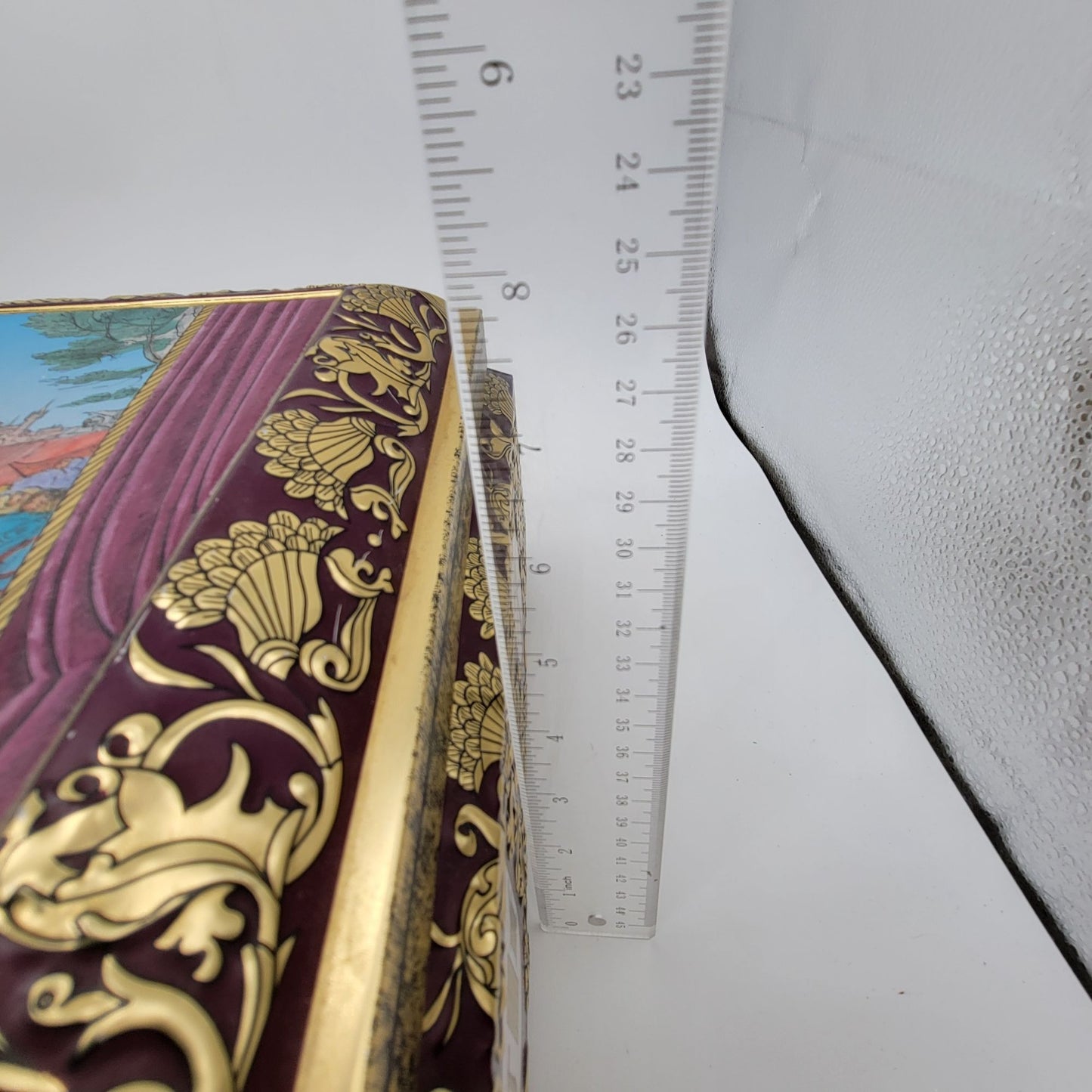 1997 Otto Schmidt Nuremberg German Gingerbread Tin Box Richard Wagner Opera Scene