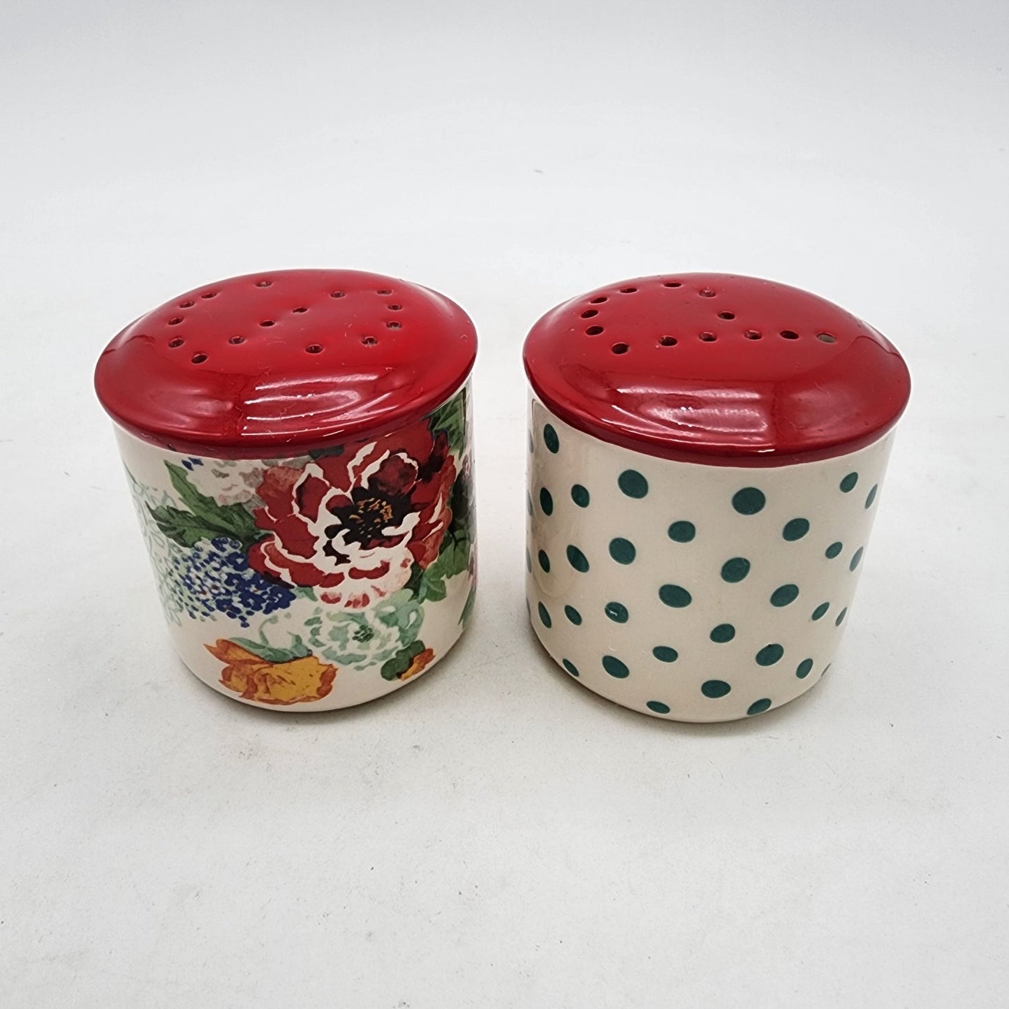 Pioneer Woman Country Garden Range Top Salt & Pepper Shakers Set