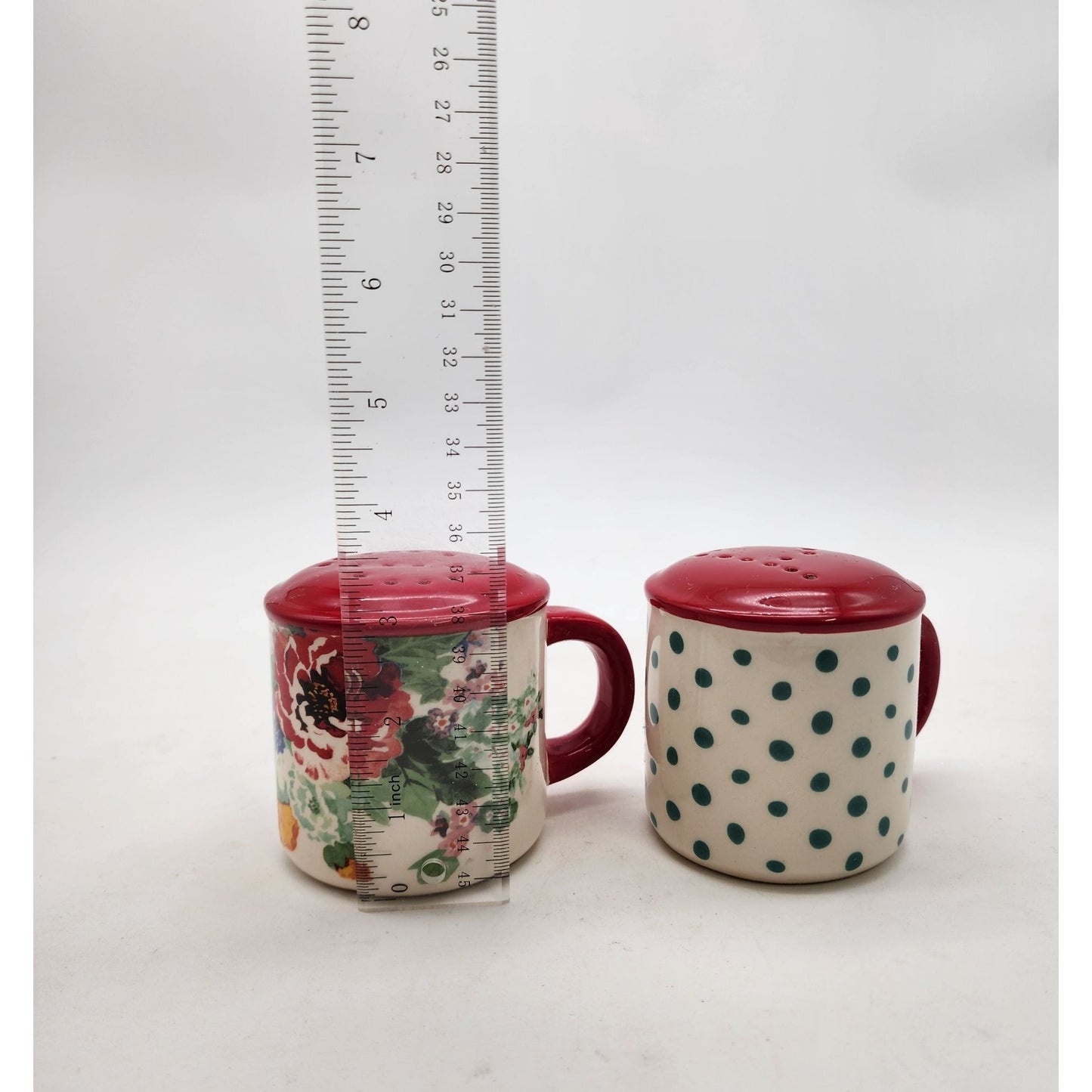 Pioneer Woman Country Garden Range Top Salt & Pepper Shakers Set