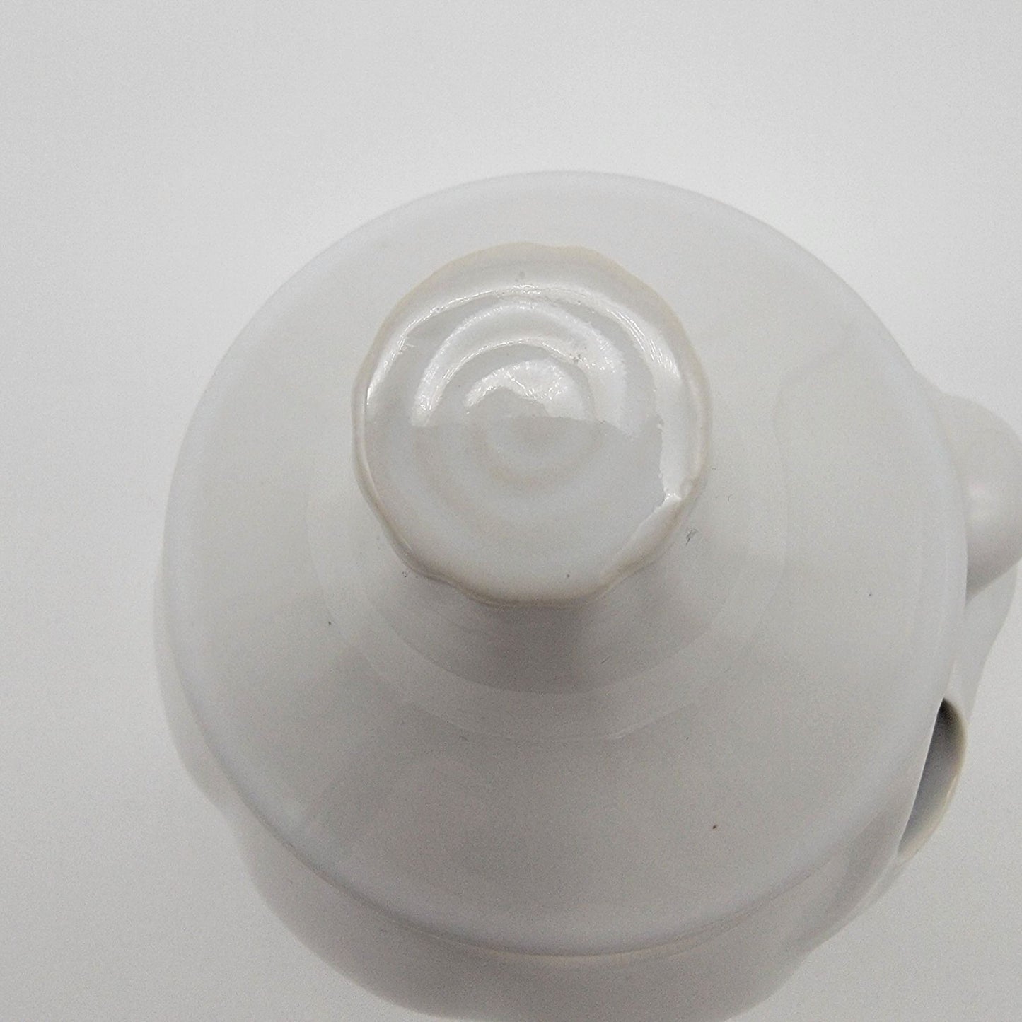 Anthropomorphic Face White Garlic Bulb Keeper Jar W/Lid