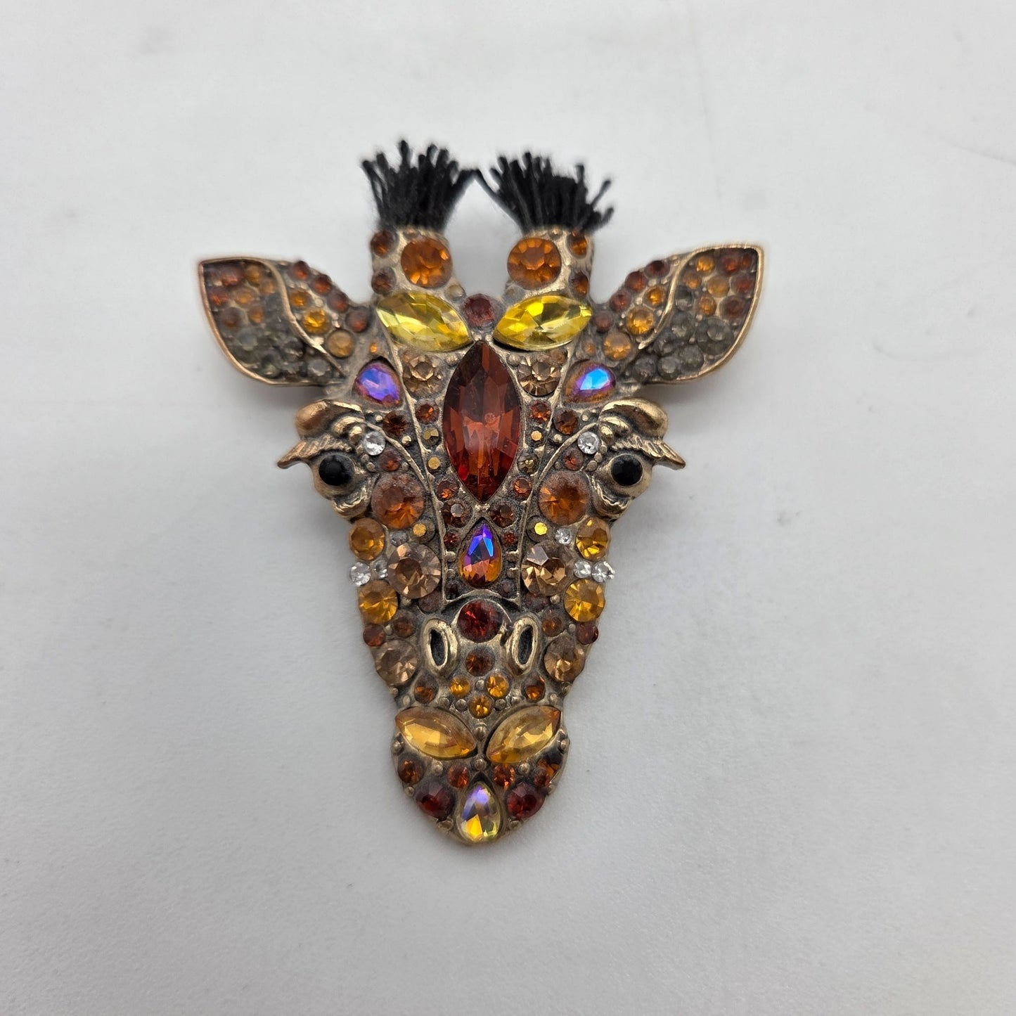 Gallery Giraffe Rhinestone Brooch