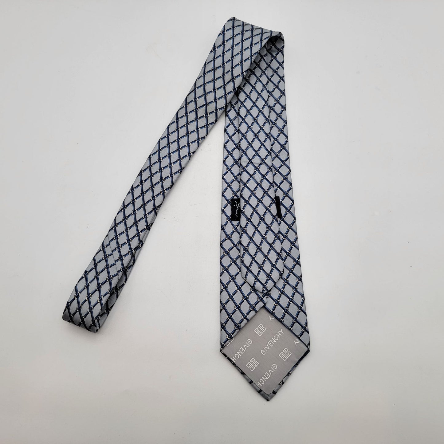 Vintage Givenchy Gentlemen 100% Silk Tie Navy & Blue Chain Link Motif