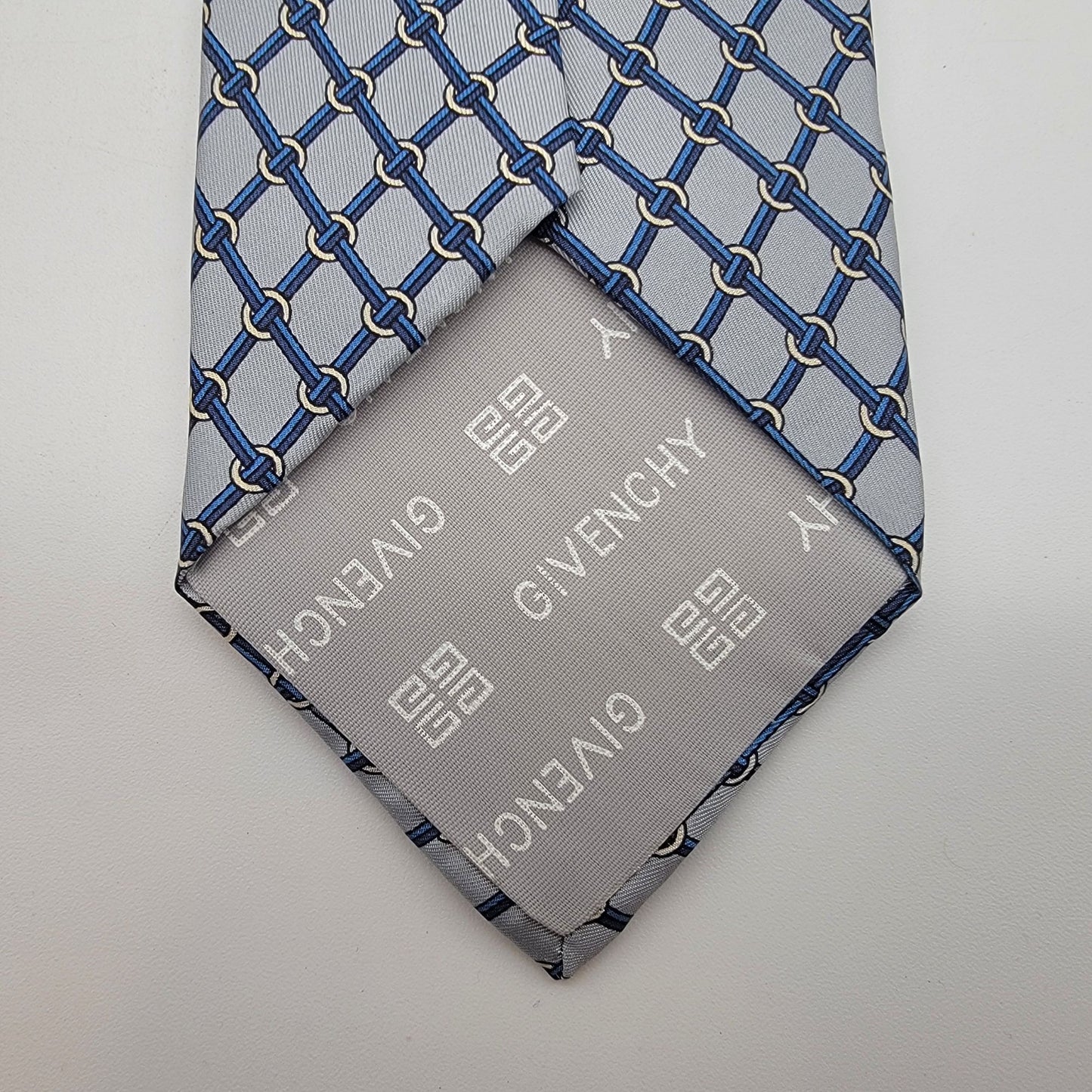 Vintage Givenchy Gentlemen 100% Silk Tie Navy & Blue Chain Link Motif