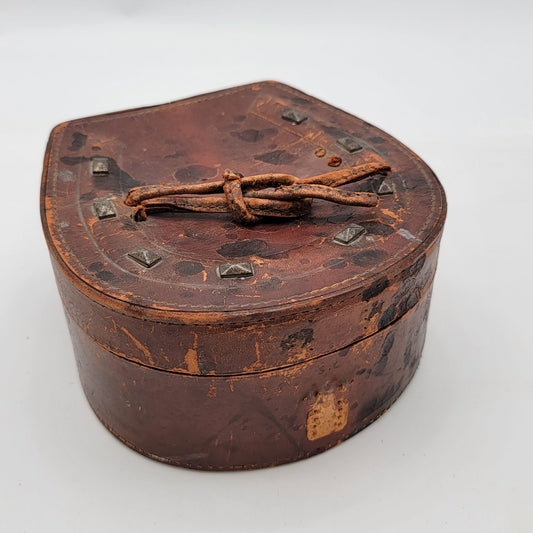 Antique Edwardian Antique Leather Collar Box