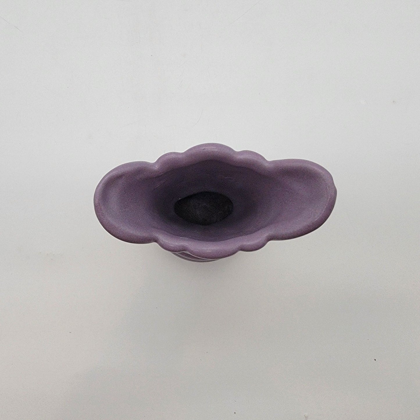 1996 Purple Royal Haeger Fan Tulip Art Pottery Vase