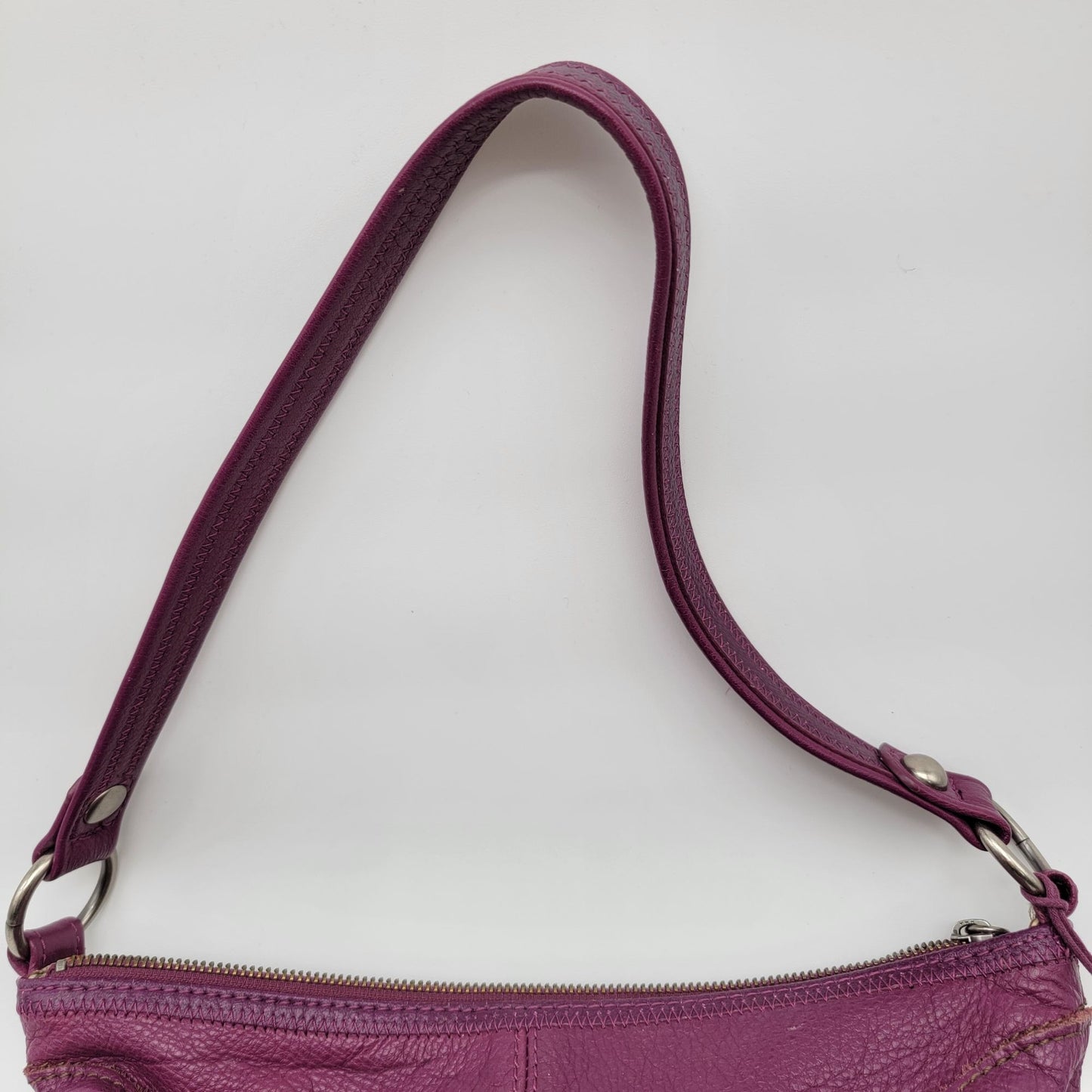 The Sak Purple Leather Shoulder Bag Purse