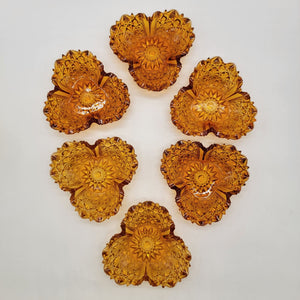 Richard & Hartley Daisy & Button Clover Amber Glass Berry Bowls Set Of 6