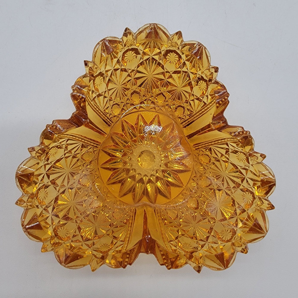 Richard & Hartley Daisy & Button Clover Amber Glass Berry Bowls Set Of 6