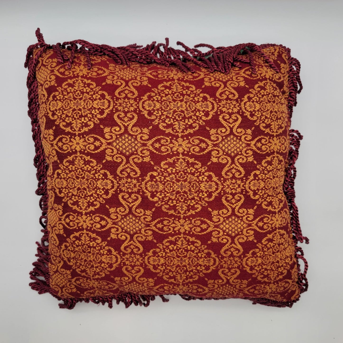 Vintage Quilted Patchwork Square Pillow Dresden Plate Pattern with Fringe
