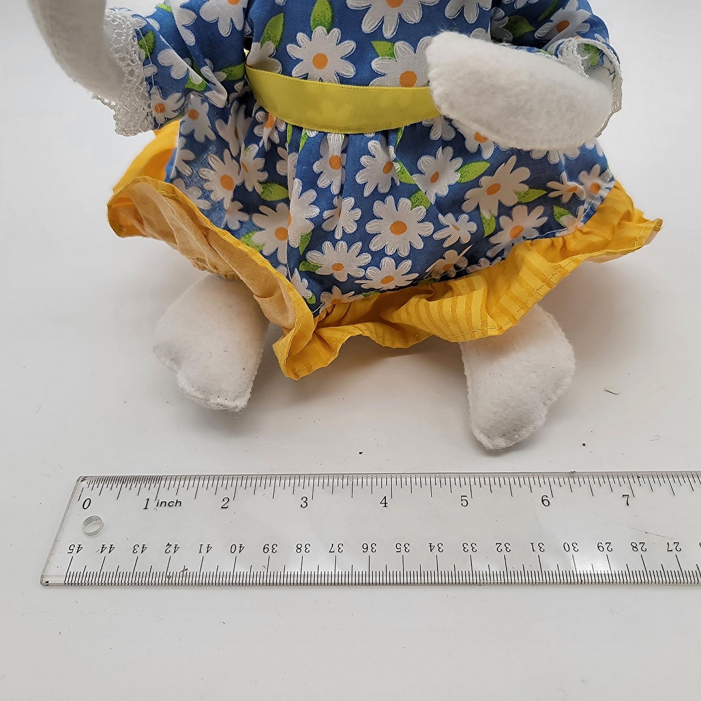 2010 Annalee 75th Anniversary Easter Girl Bunny Doll 14"