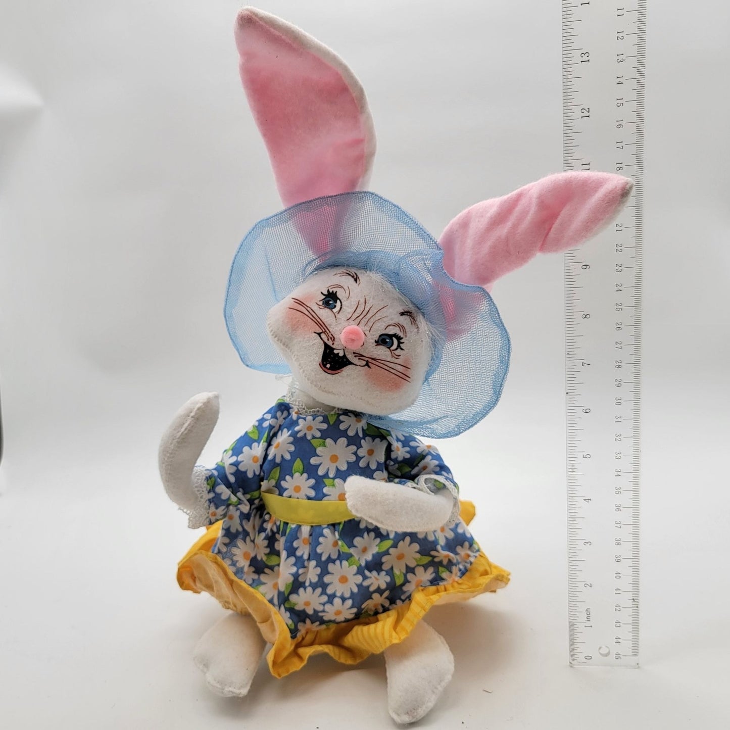 2010 Annalee 75th Anniversary Easter Girl Bunny Doll 14"