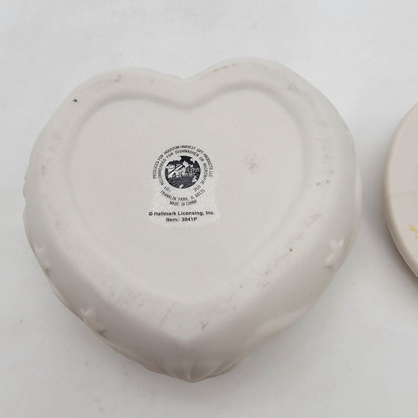 Hallmark Angel Trio Heart-Shaped Trinket Box With Lid
