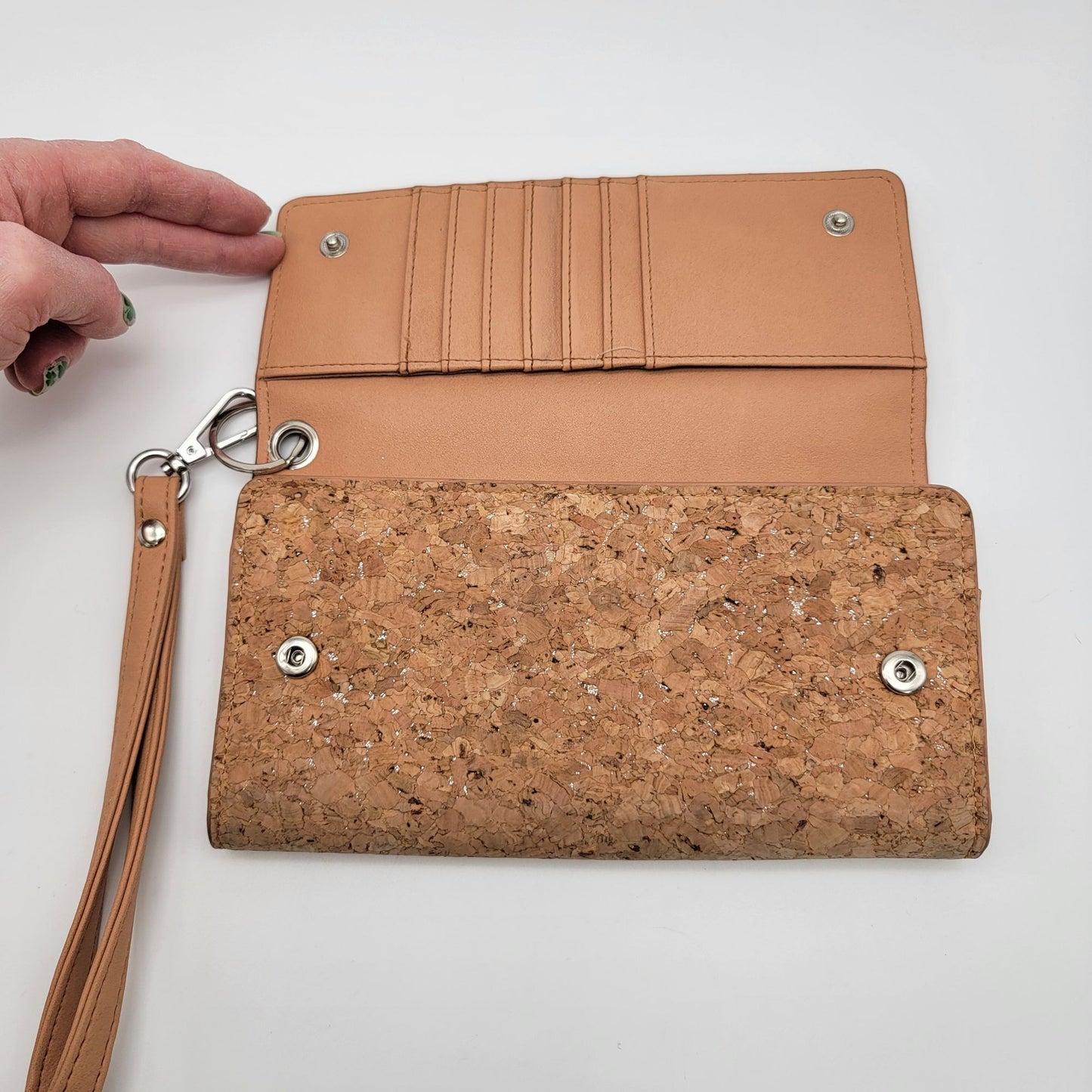 Cork Tri-Fold Organizer Wallet Wristlet