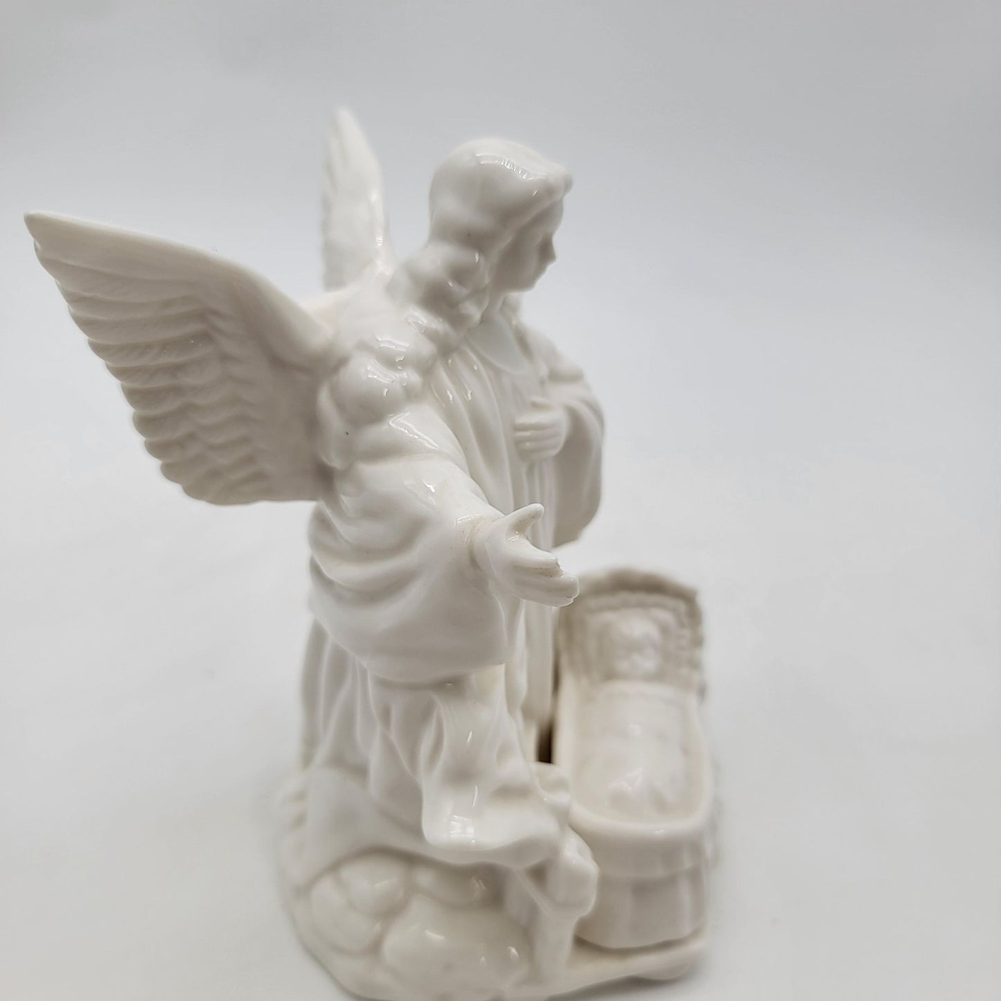 Lefton Porcelain Guardian Angel & Baby Jesus Figurine Nightlight