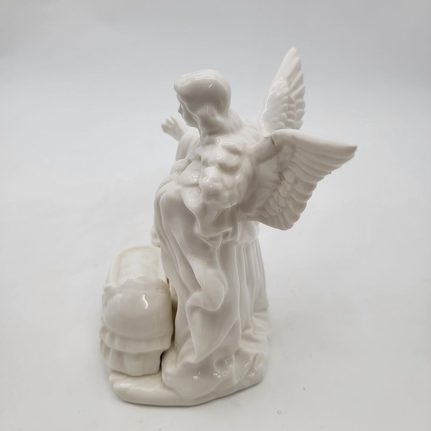 Lefton Porcelain Guardian Angel & Baby Jesus Figurine Nightlight