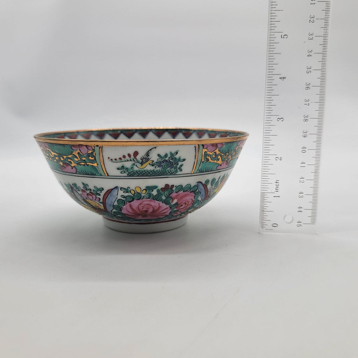 Vintage Chinese Famille Rose Porcelain Rice Bowl