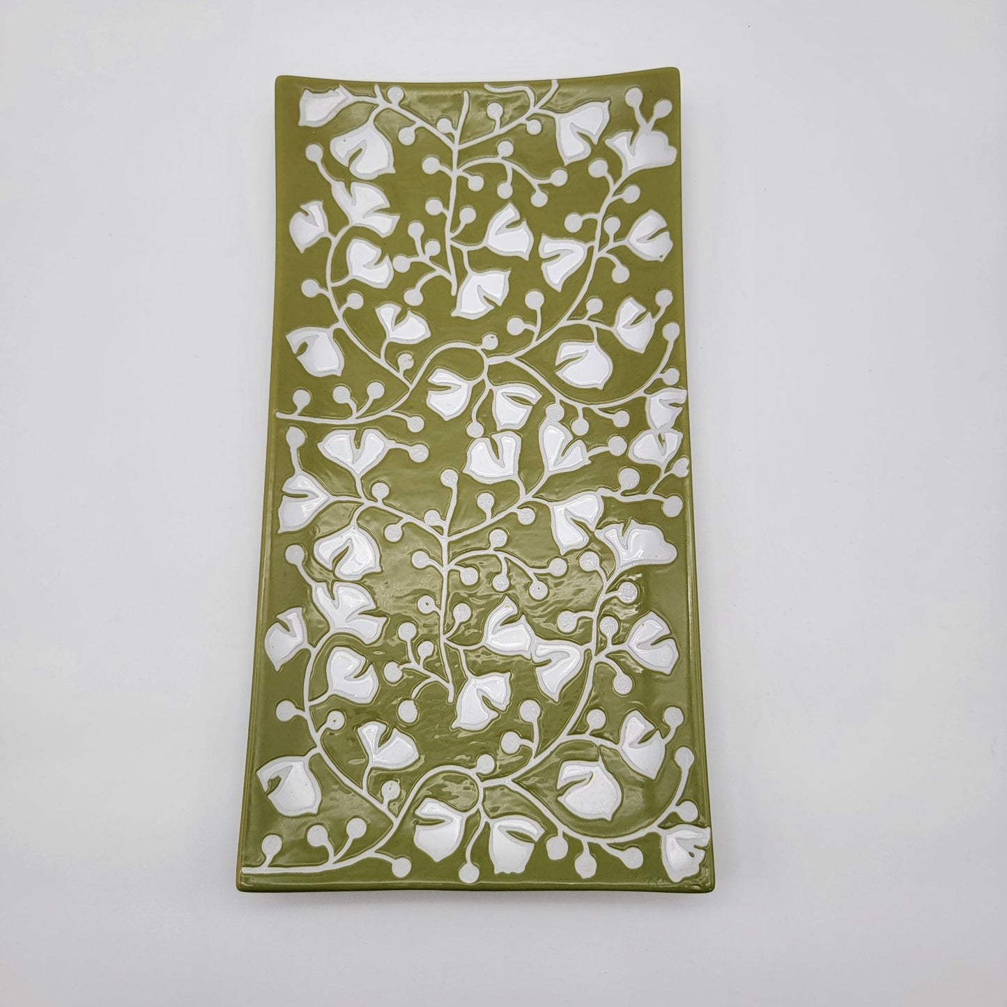 Crate & Barrel Akemi Green & White Floral Rectangular Tray
