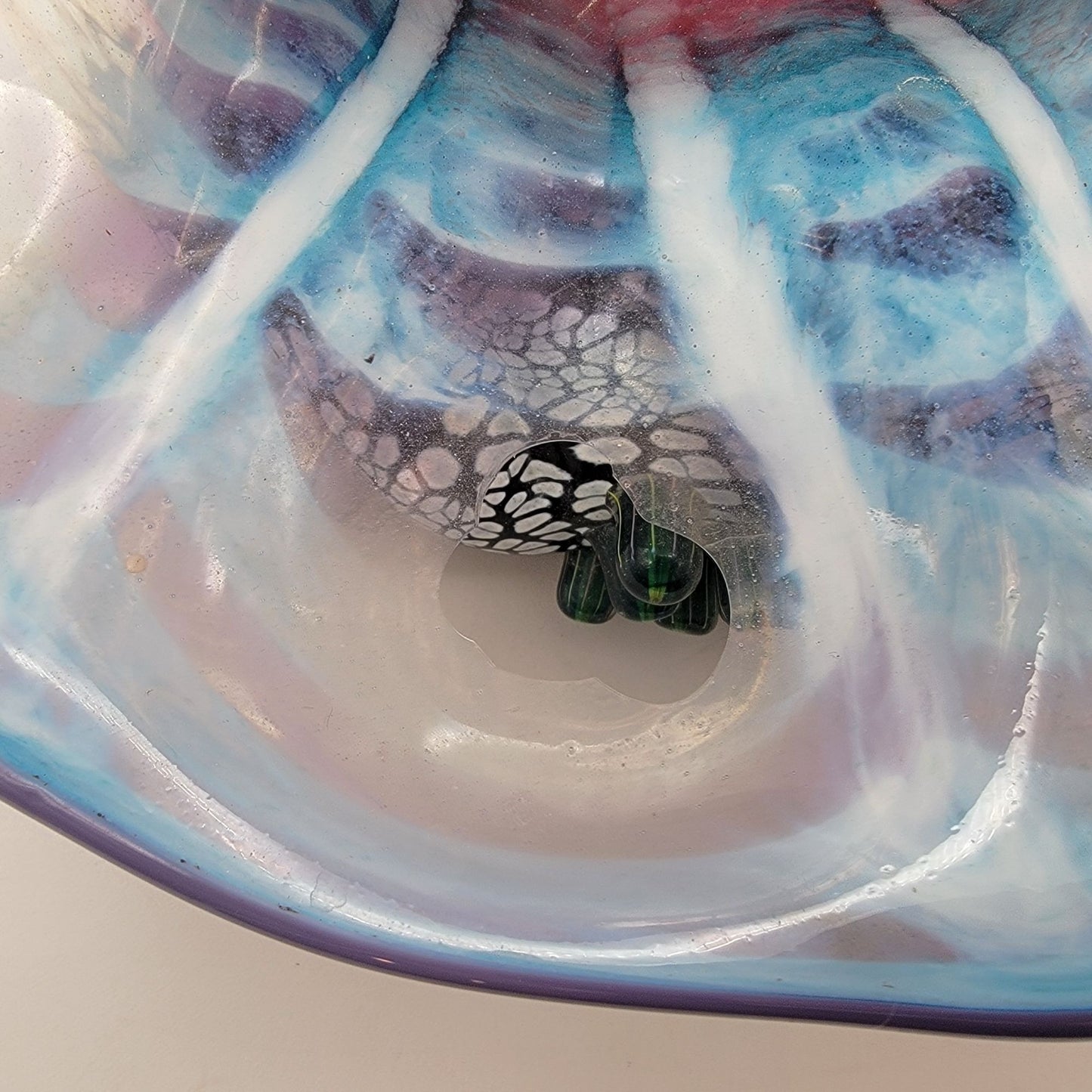 Mark Eckstrand Art Glass Clam Shell Sculpture Signed Dated 1996