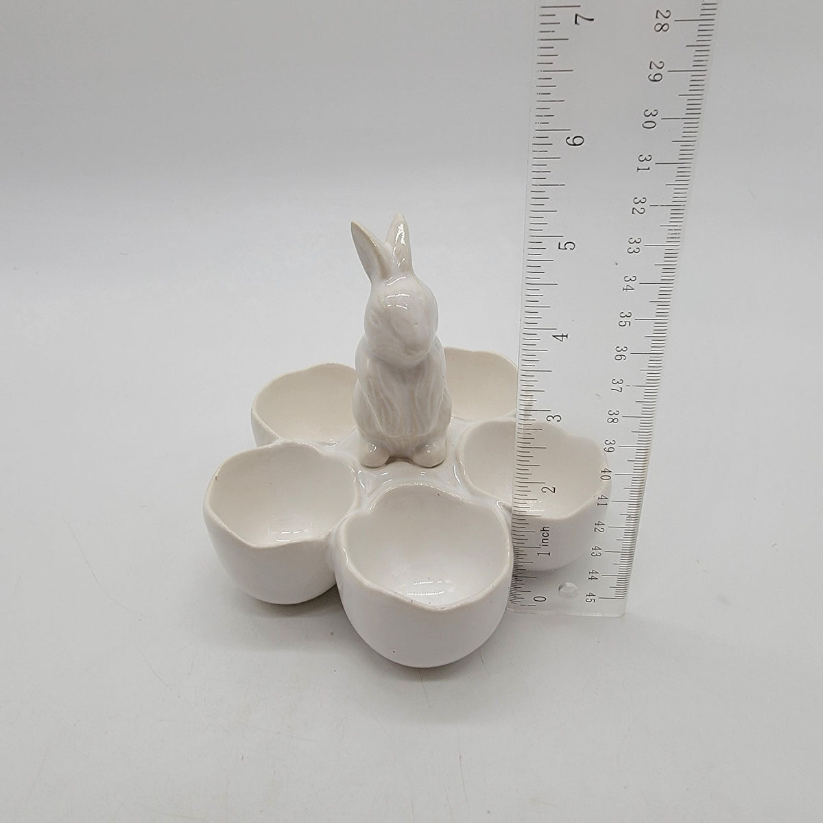 Vintage White Bunny Rabbit 5-Cup Egg Holder