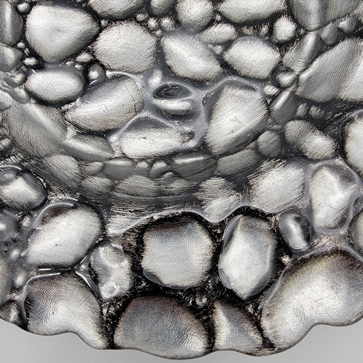 Arda Glass Turkish Glass Plate With Pebble Design