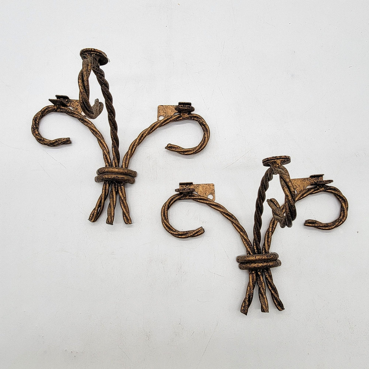 Homco Home Interiors Hollywood Regency Twisted Metal Rope Wall Shelf Brackets Pair