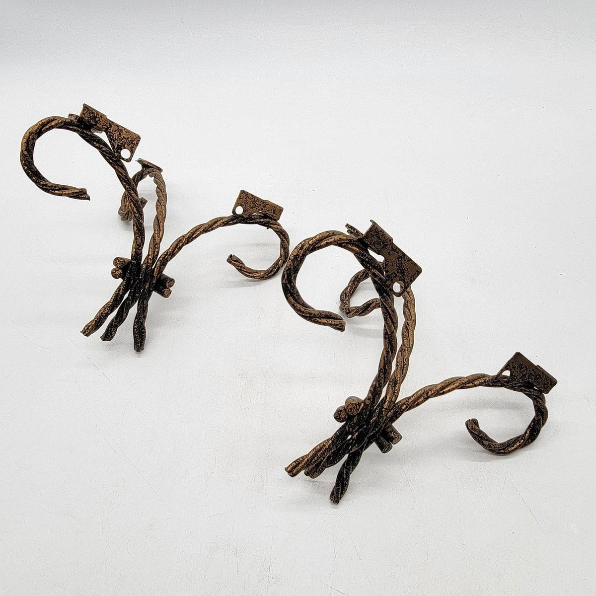 Homco Home Interiors Hollywood Regency Twisted Metal Rope Wall Shelf Brackets Pair