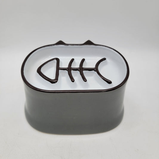 Cat-Shaped Ceramic Slow Feeder Dish With Fishbone Design