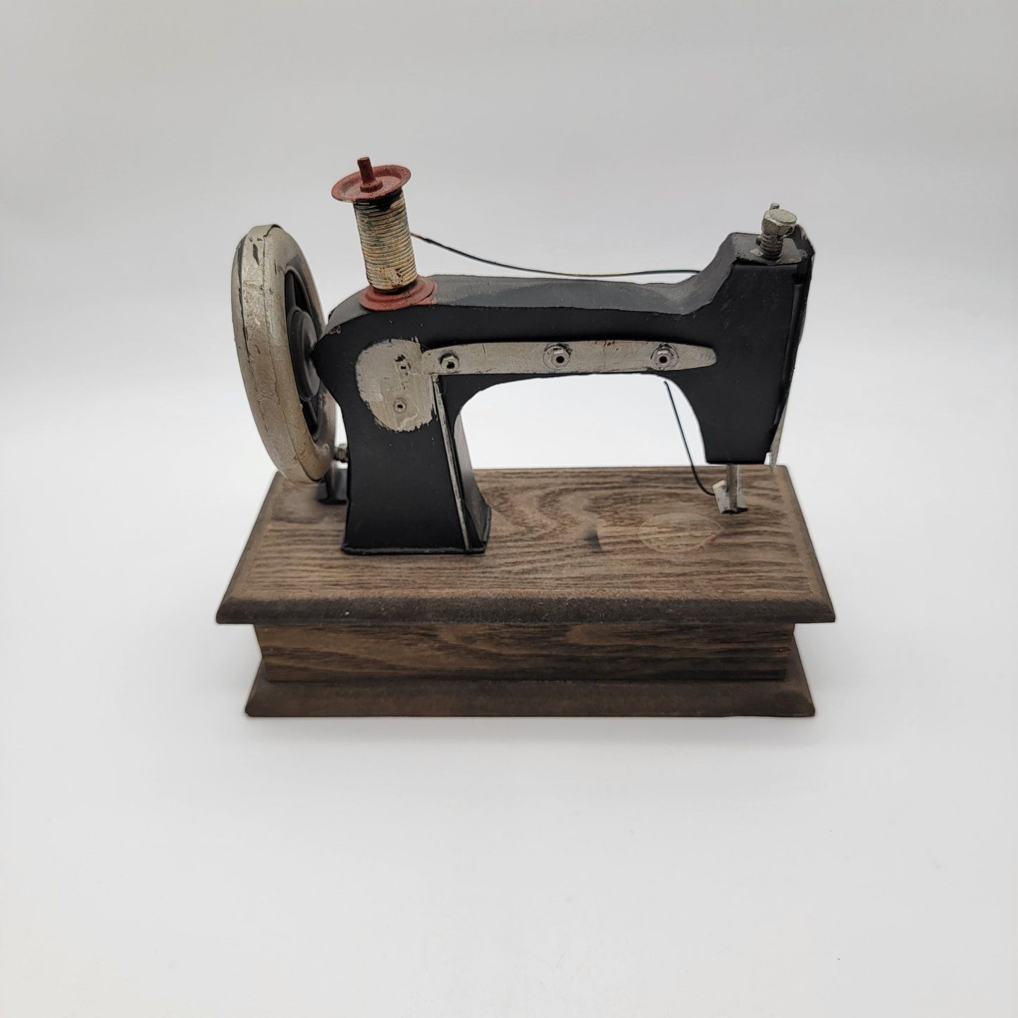Decorative Singer Sewing Machine Keepsake Box
