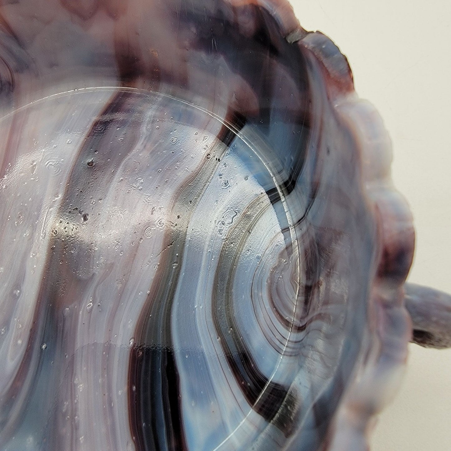 Antique Challinor Taylor & Co. Flying Swans Amethyst Purple Slag Glass Bowl