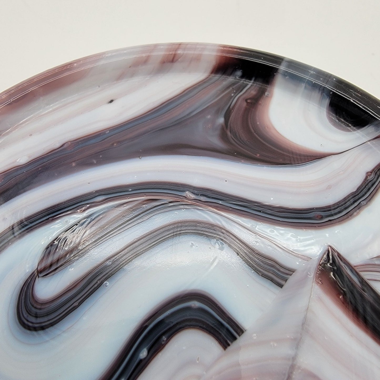 Antique Challinor Taylor & Co. Flying Swans Amethyst Purple Slag Glass Bowl