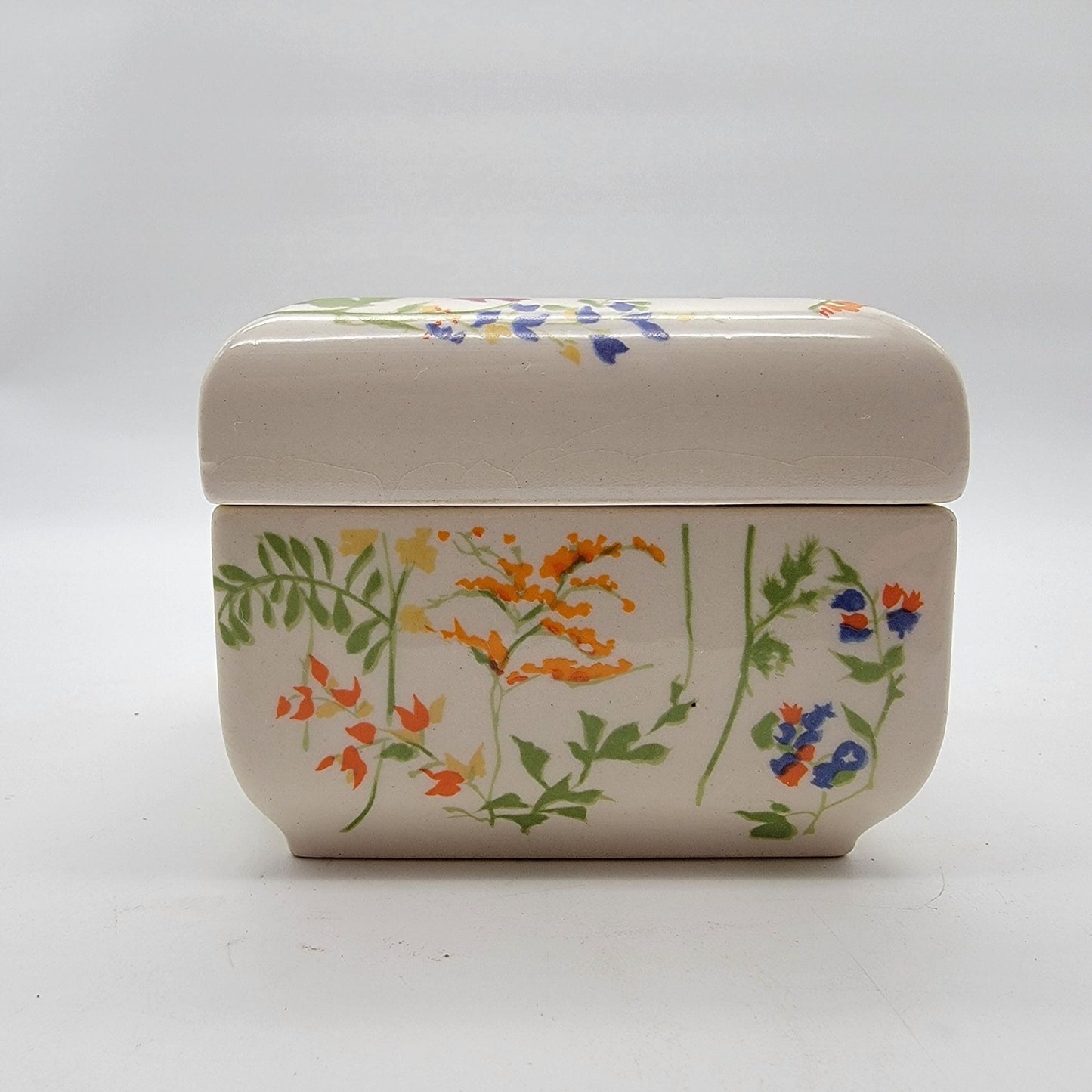 Vintage Elizabeth Arden Porcelain Floral Trinket Box