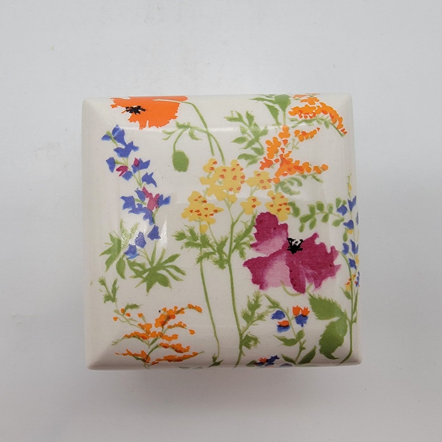 Vintage Elizabeth Arden Porcelain Floral Trinket Box